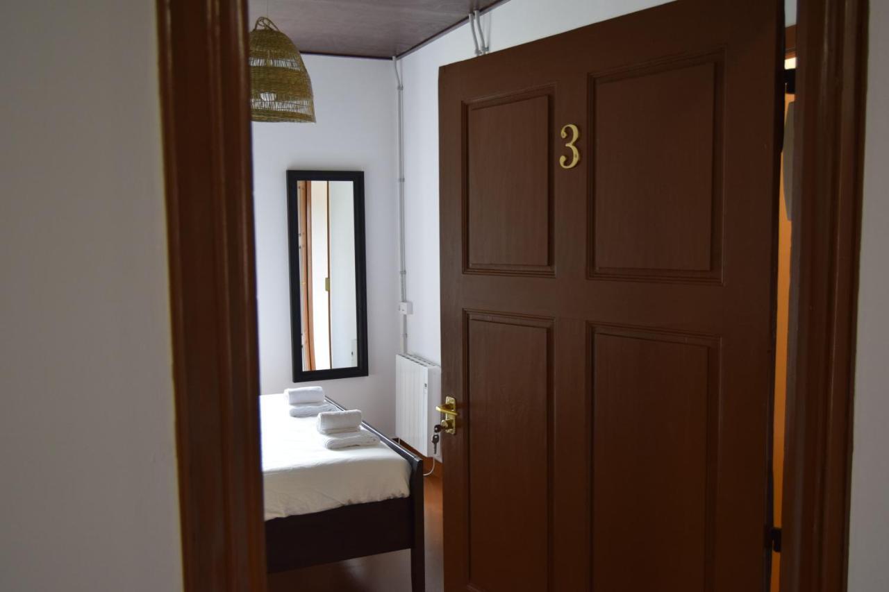 Pension De Moraime ภายนอก รูปภาพ